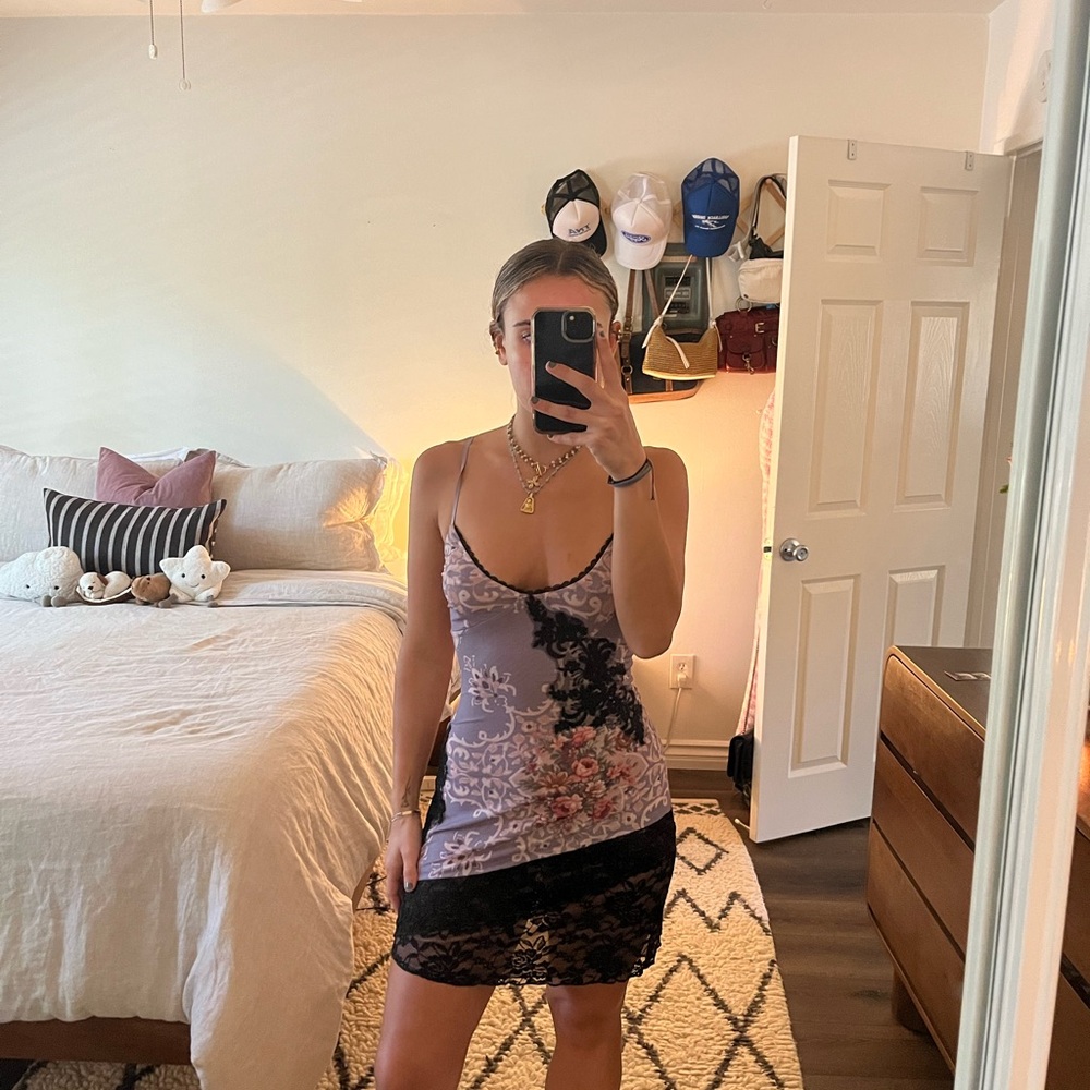 lace mini dress